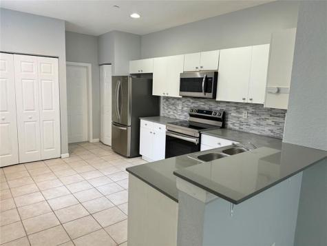 4219 SE Vineyard Weston FL 33332