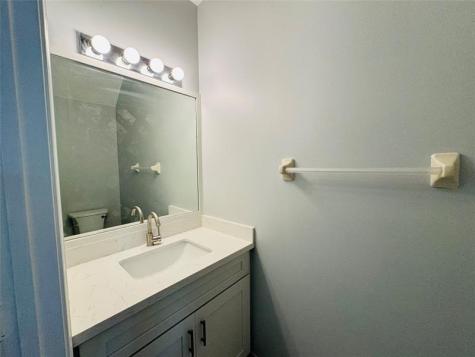 4219 SE Vineyard Weston FL 33332