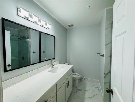 4219 SE Vineyard Weston FL 33332
