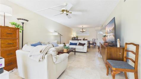 381 S Hollybrook Drive Pembroke Pines FL 33025