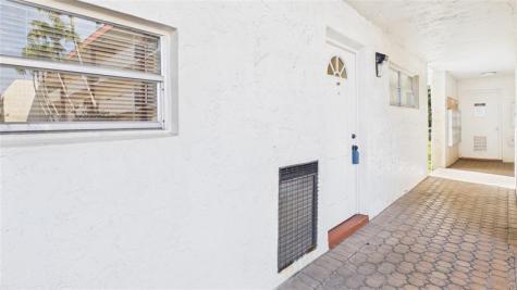 381 S Hollybrook Drive Pembroke Pines FL 33025