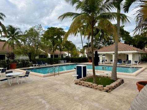 21204 Harbor Way Aventura FL 33180