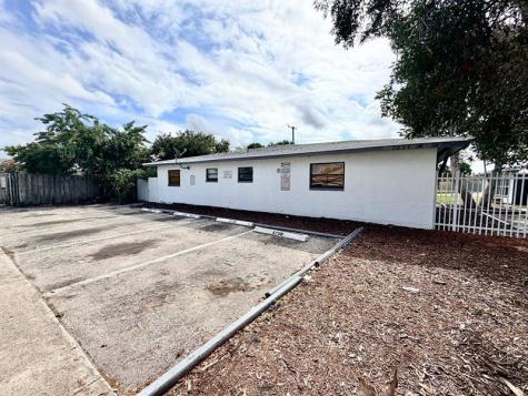 5730 NW 27th Court Fort Lauderdale FL 33313
