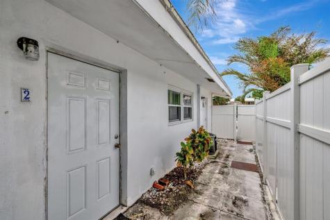 4548 N Ocean Lauderdale By The Sea FL 33313