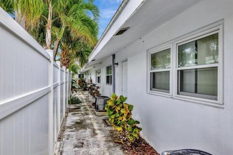 4548 N Ocean Lauderdale By The Sea FL 33313