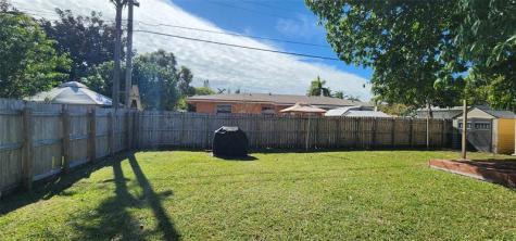 808 NE 7th Street Hallandale Beach FL 33009