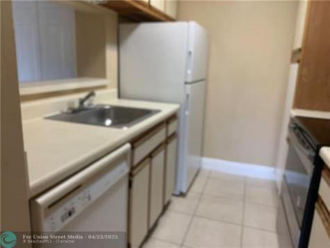 4341 W Mcnab Road Pompano Beach FL 33069