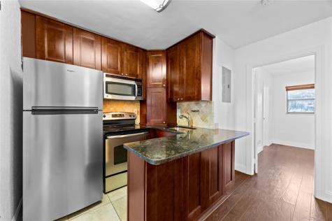 413 SE 16th Street Fort Lauderdale FL 33316