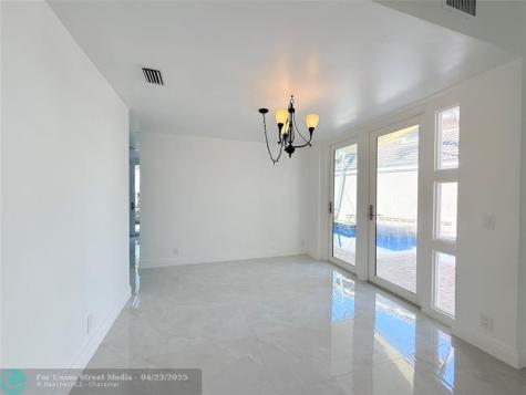 10661 NW 17th Place Plantation FL 33322