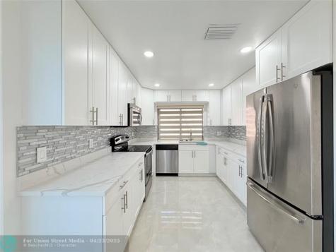 10661 NW 17th Place Plantation FL 33322