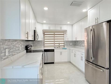 10661 NW 17th Place Plantation FL 33322