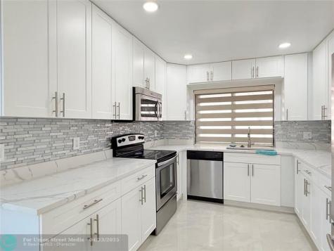 10661 NW 17th Place Plantation FL 33322