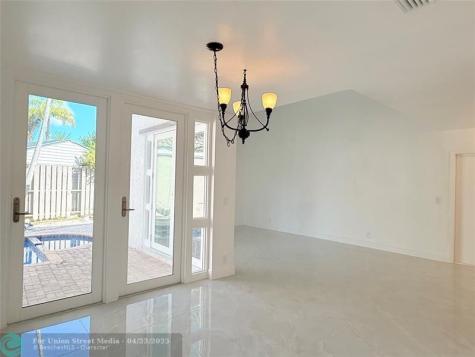 10661 NW 17th Place Plantation FL 33322