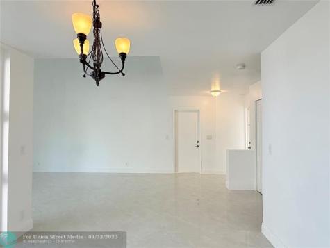10661 NW 17th Place Plantation FL 33322