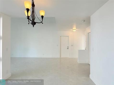 10661 NW 17th Place Plantation FL 33322