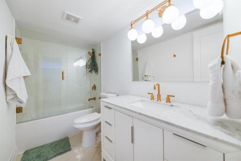 3000 E Sunrise Boulevard Fort Lauderdale FL 33304