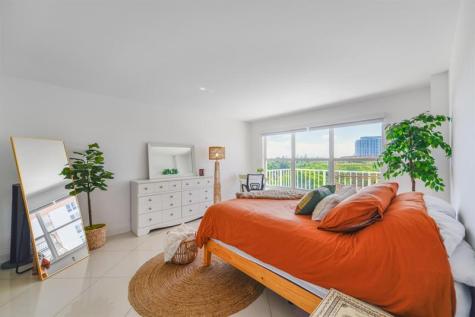 3000 E Sunrise Boulevard Fort Lauderdale FL 33304