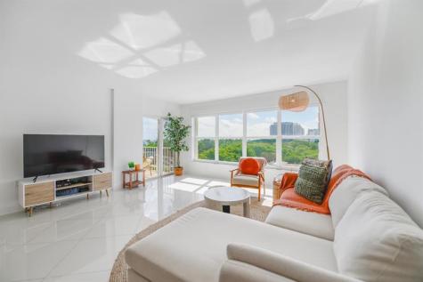 3000 E Sunrise Boulevard Fort Lauderdale FL 33304