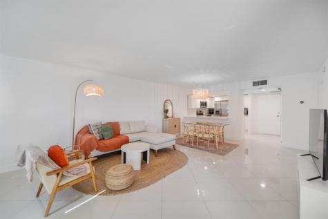 3000 E Sunrise Boulevard Fort Lauderdale FL 33304