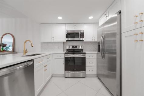 3000 E Sunrise Boulevard Fort Lauderdale FL 33304
