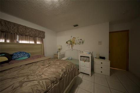 1261 Rodman Street Hollywood FL 33019
