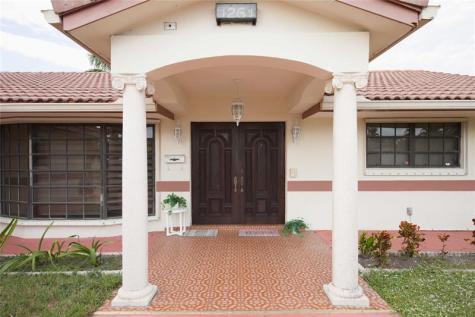 1261 Rodman Street Hollywood FL 33019