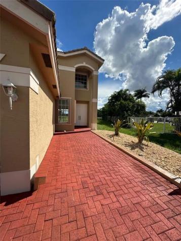 13376 SW 47th Street Miramar FL 33027