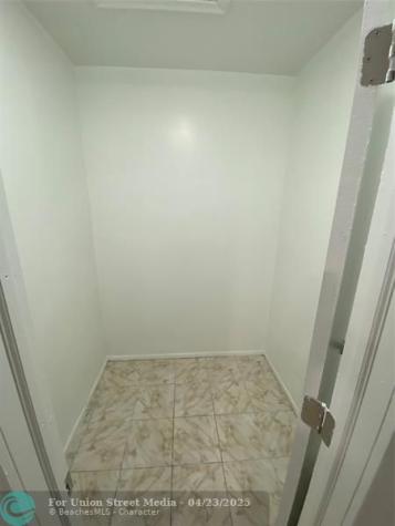 4021 NW 30th Terrace Lauderdale Lakes FL 33309