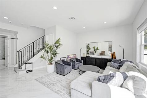 3534 Forest View Creek Dania Beach FL 33312