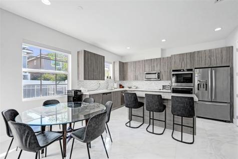 3534 Forest View Creek Dania Beach FL 33312