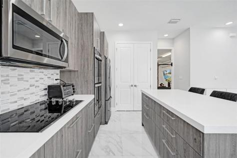 3534 Forest View Creek Dania Beach FL 33312