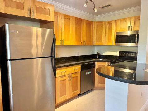 660 NE 11th Avenue Fort Lauderdale FL 33304