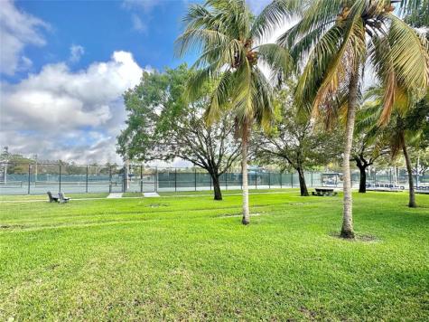660 NE 11th Avenue Fort Lauderdale FL 33304