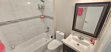 1761 NW 96th Terrace Pembroke Pines FL 33024