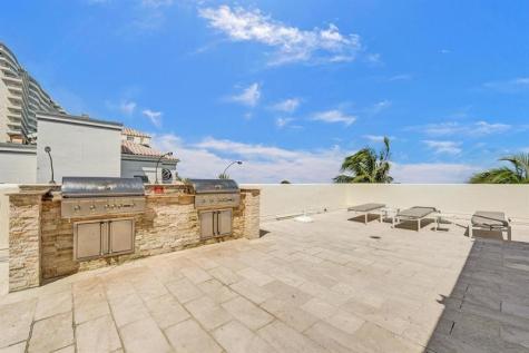 101 S Fort Lauderdale Beach Boulevard Fort Lauderdale FL 33316