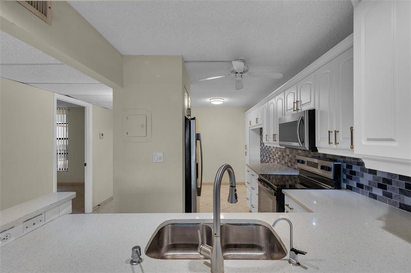 7 Royal Palm Way Boca Raton FL 33432