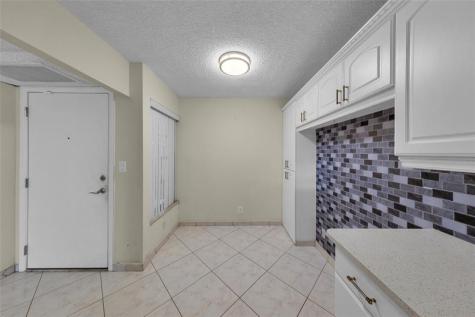 7 Royal Palm Way Boca Raton FL 33432