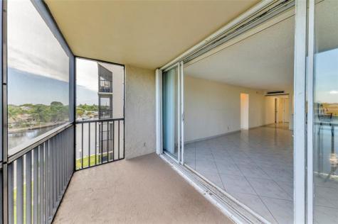 7 Royal Palm Way Boca Raton FL 33432