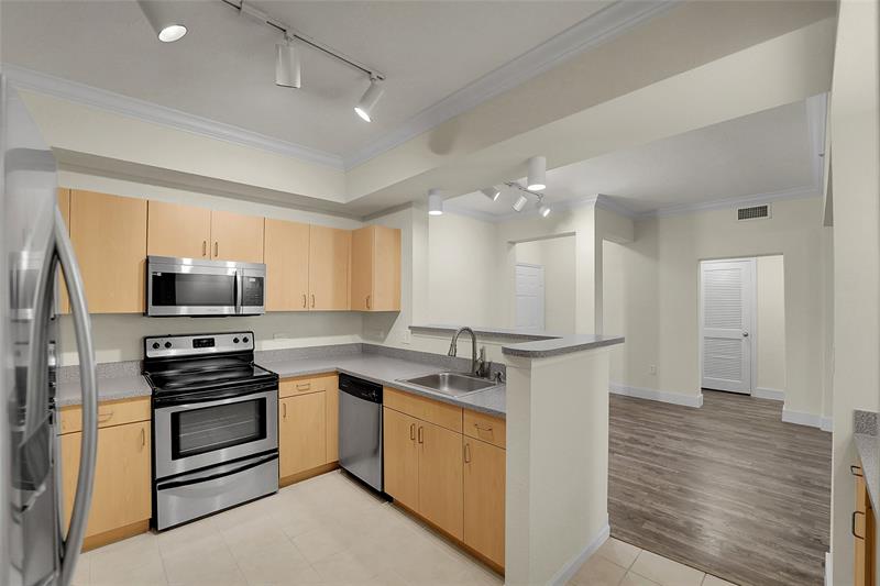 533 NE 3rd Avenue Fort Lauderdale FL 33301