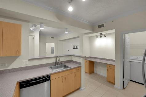 533 NE 3rd Avenue Fort Lauderdale FL 33301