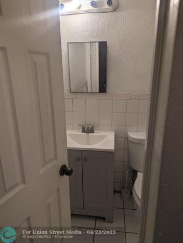 2670 10 Street Pompano Beach FL 33069