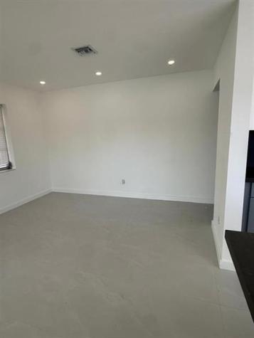 1054-1058 SW 2nd Street Hallandale Beach FL 33009