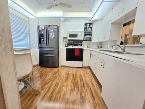 2504 Antigua Terrace Coconut Creek FL 33066