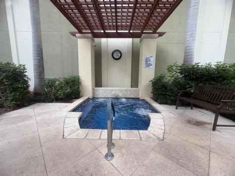 326 Moorings Drive Lantana FL 33462