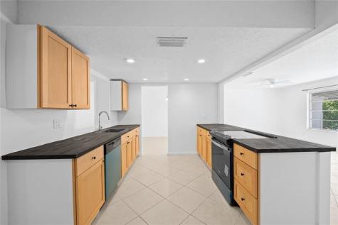 7005 NW 11th Street Margate FL 33063