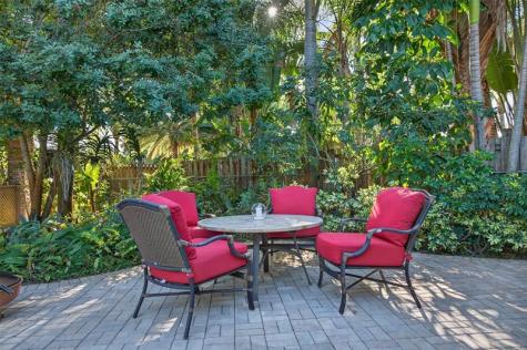 318 NE 26th Street Wilton Manors FL 33305