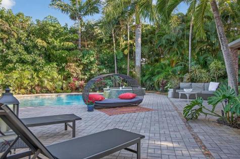 318 NE 26th Street Wilton Manors FL 33305