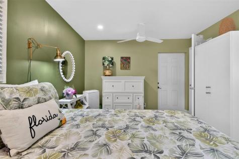 318 NE 26th Street Wilton Manors FL 33305