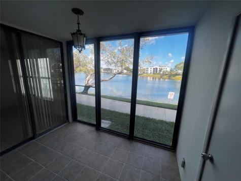208 Lake Pointe Drive Oakland Park FL 33309