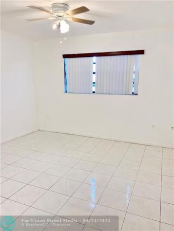 2790 W 60 Street Hialeah FL 33016